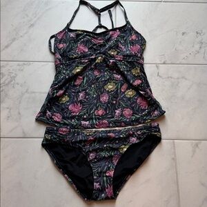 Title Nine Tidal Rave Underwire Tankini Top and bottom Size 36C/ L bottom